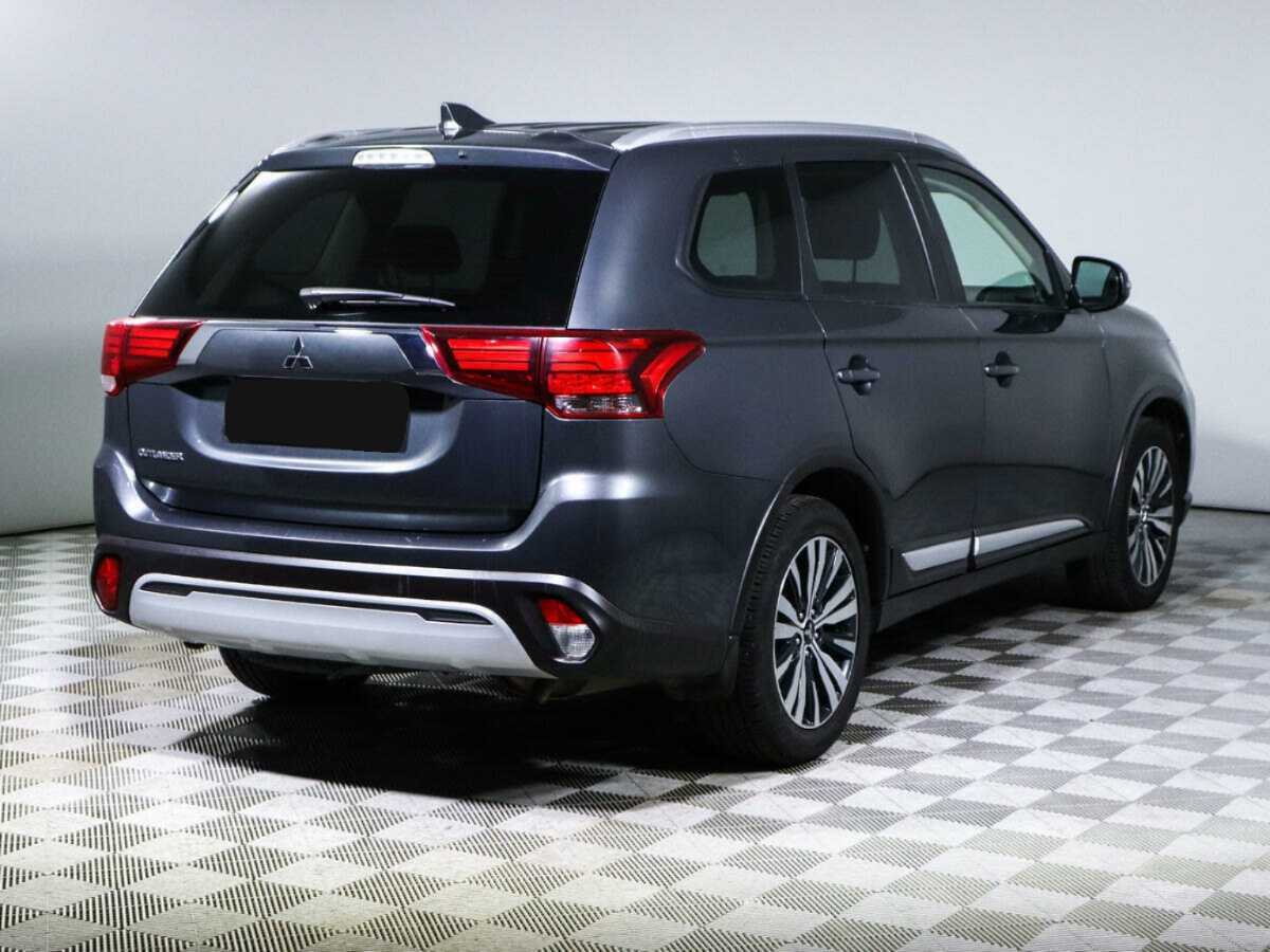Mitsubishi Outlander 2021 года с пробегом. Фото: #3