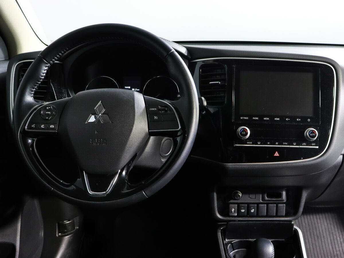 Mitsubishi Outlander 2021 года с пробегом. Фото: #9