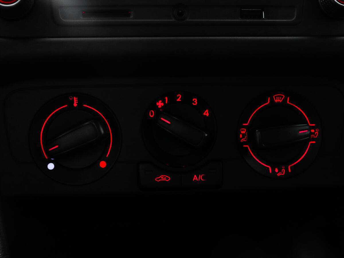 Б/У Фольксваген Поло 2018 года. Фото: #12