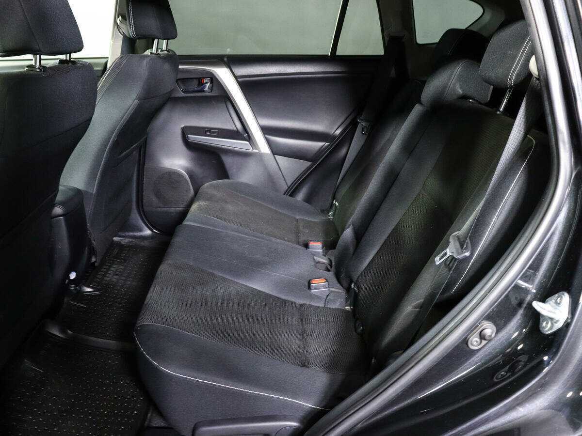 Б/У Тойота Рав4 2015 года. Фото: #7