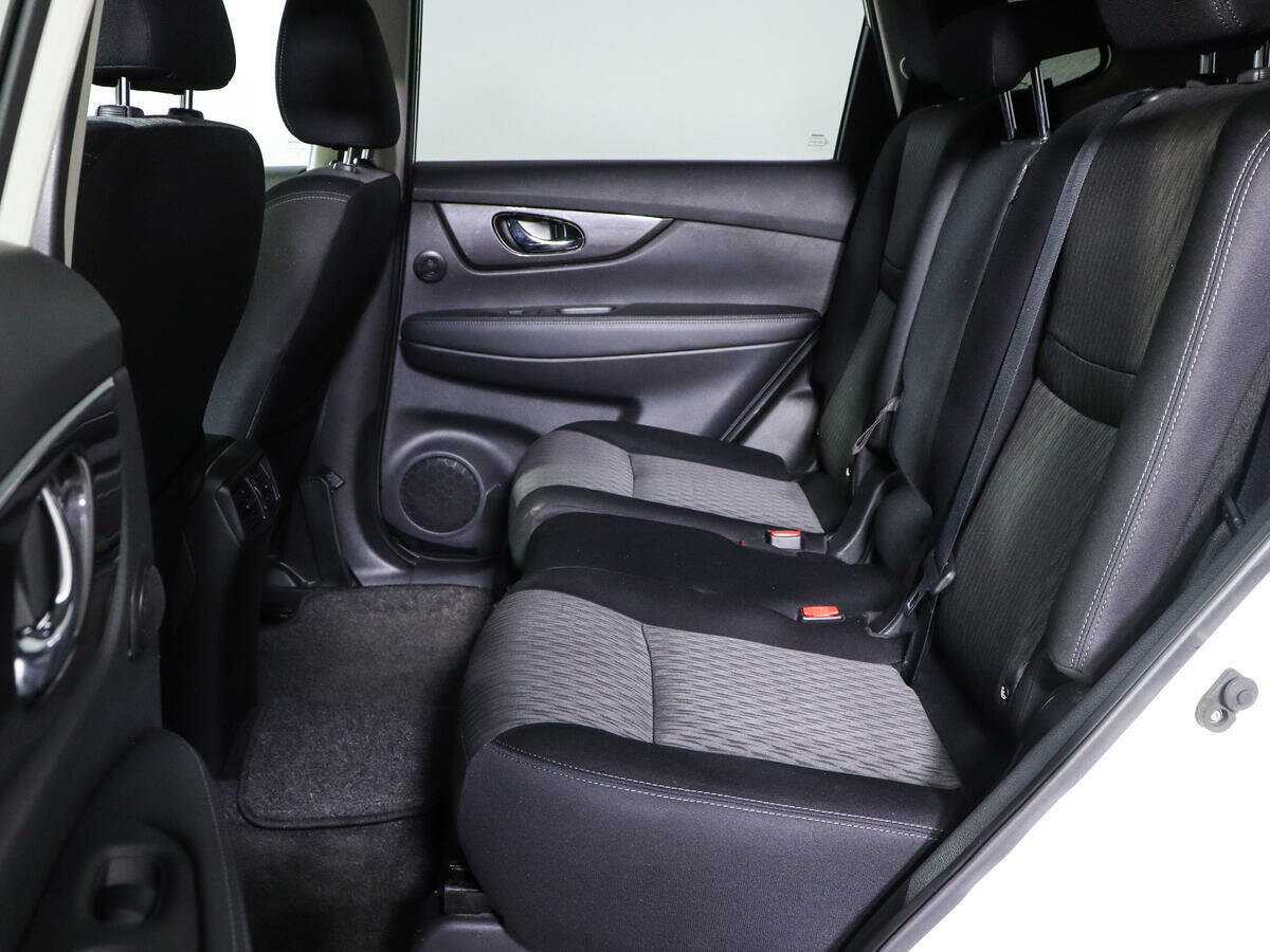 Б/У Ниссан Икс-Трейл 2018 года. Фото: #6