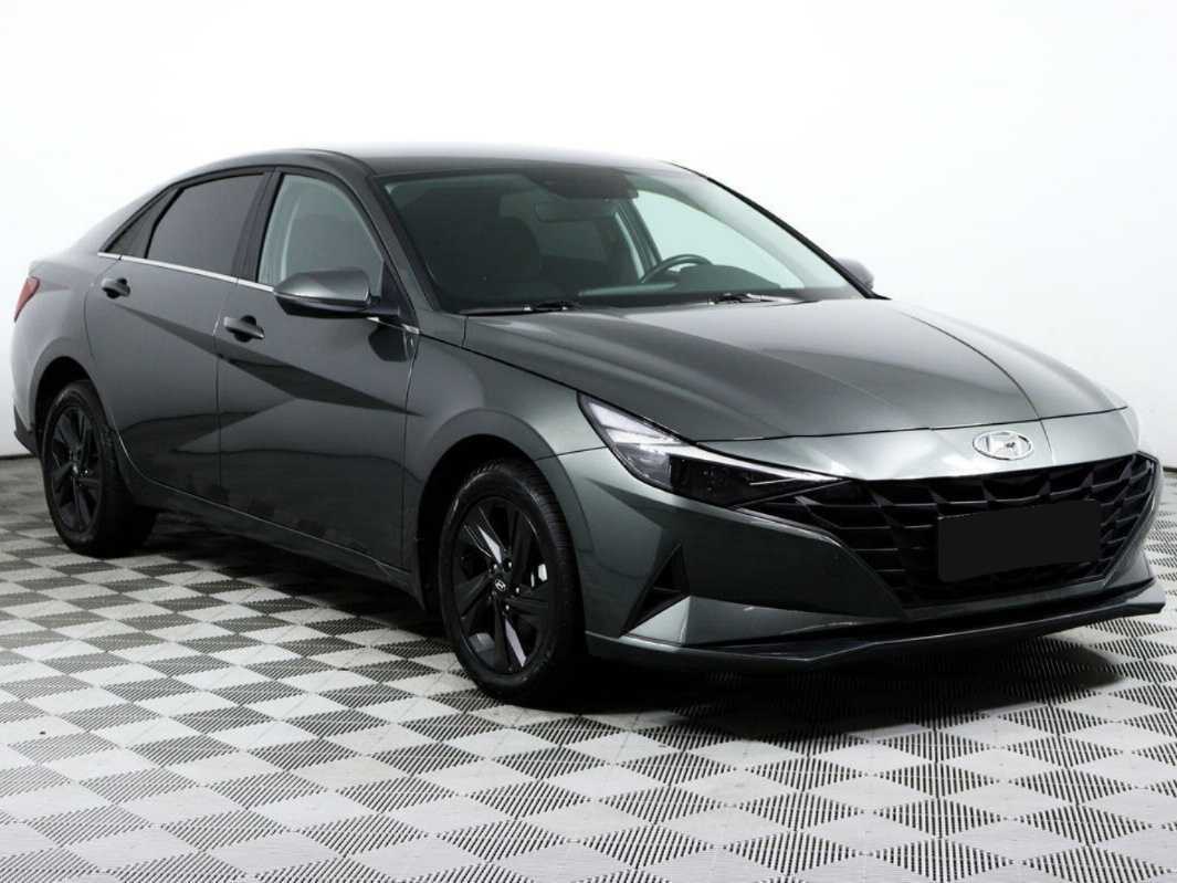 Б/У Хендай Елантра 2021 года. Фото: #2