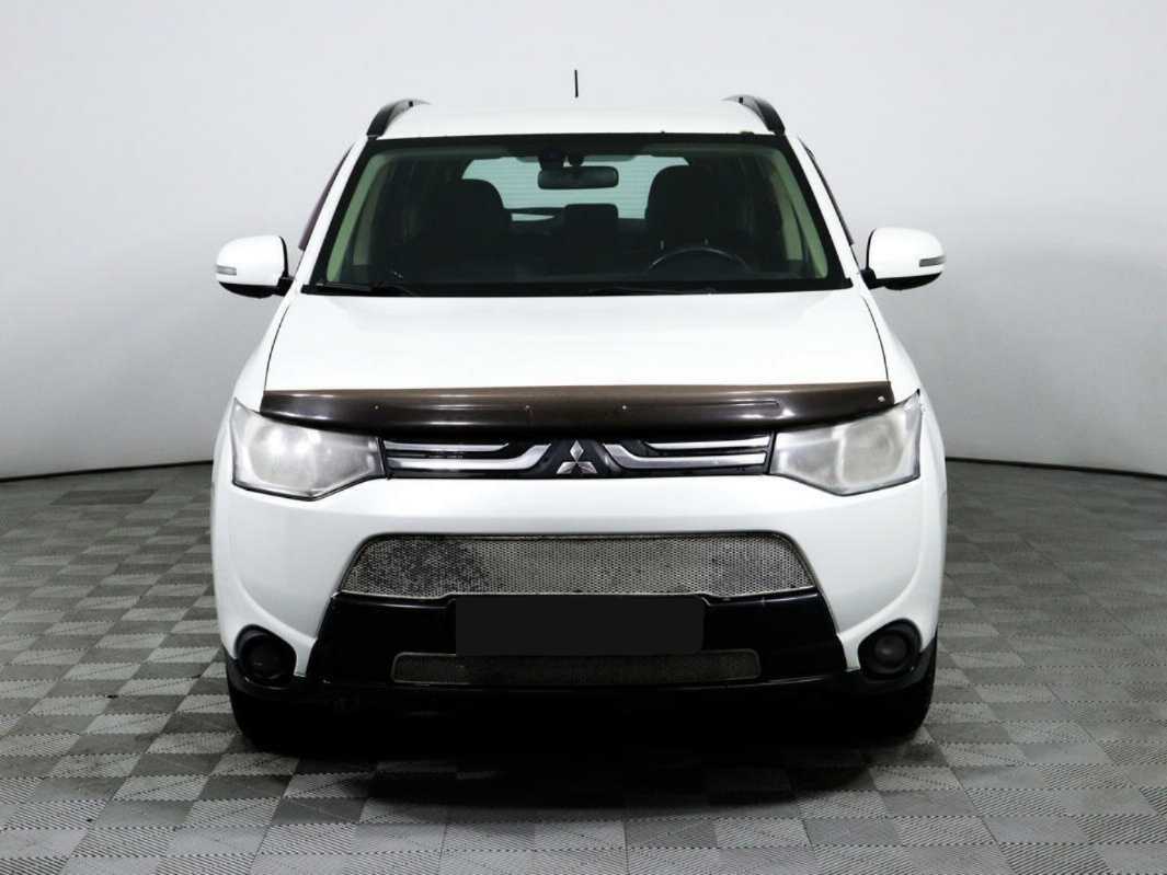 Mitsubishi Outlander 2013 года с пробегом. Фото: #1
