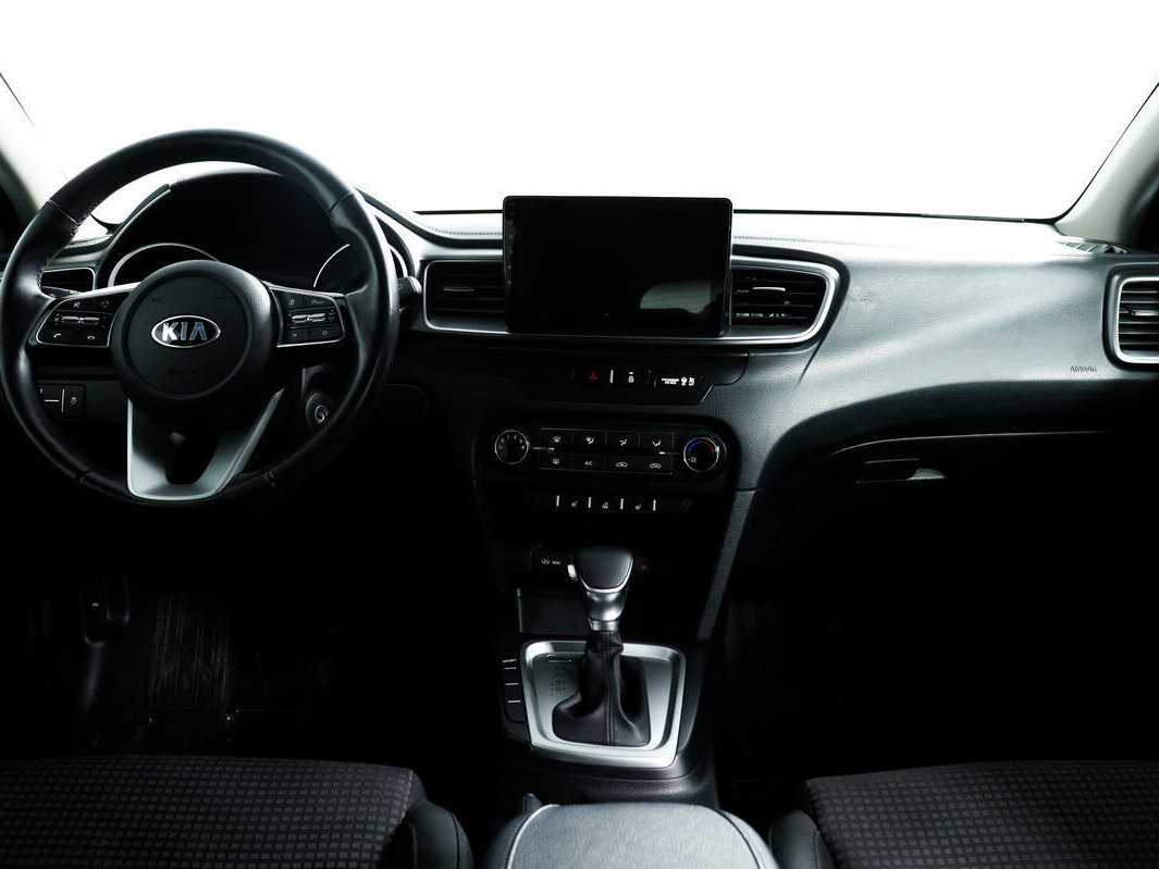 Б/У Киа Сид 2018 года. Фото: #10