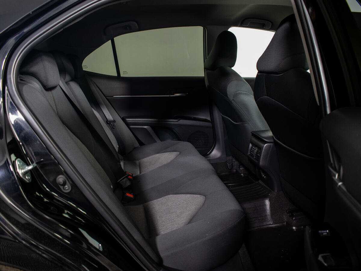 Б/У Тойота Камри 2020 года. Фото: #7