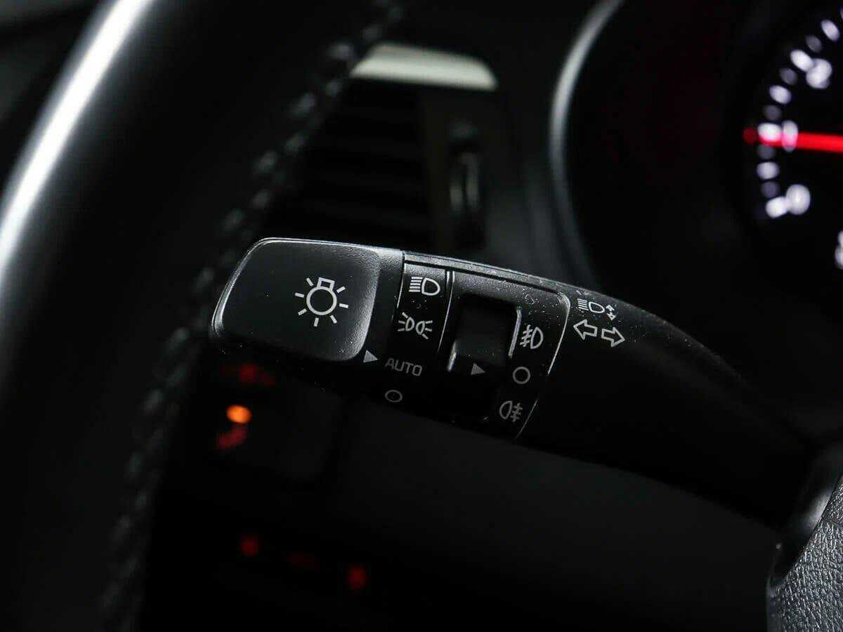 Б/У Киа Оптима 2018 года. Фото: #18