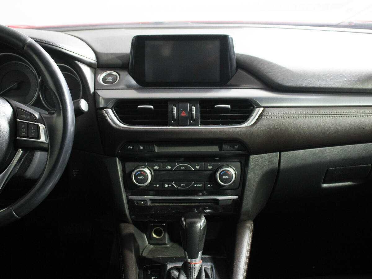 Б/У Мазда 6 2015 года. Фото: #10