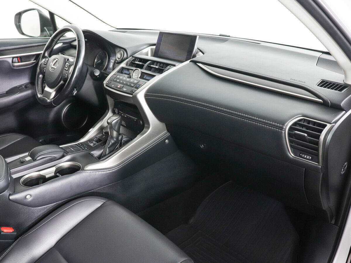 Lexus NX 2016 года с пробегом. Фото: #9