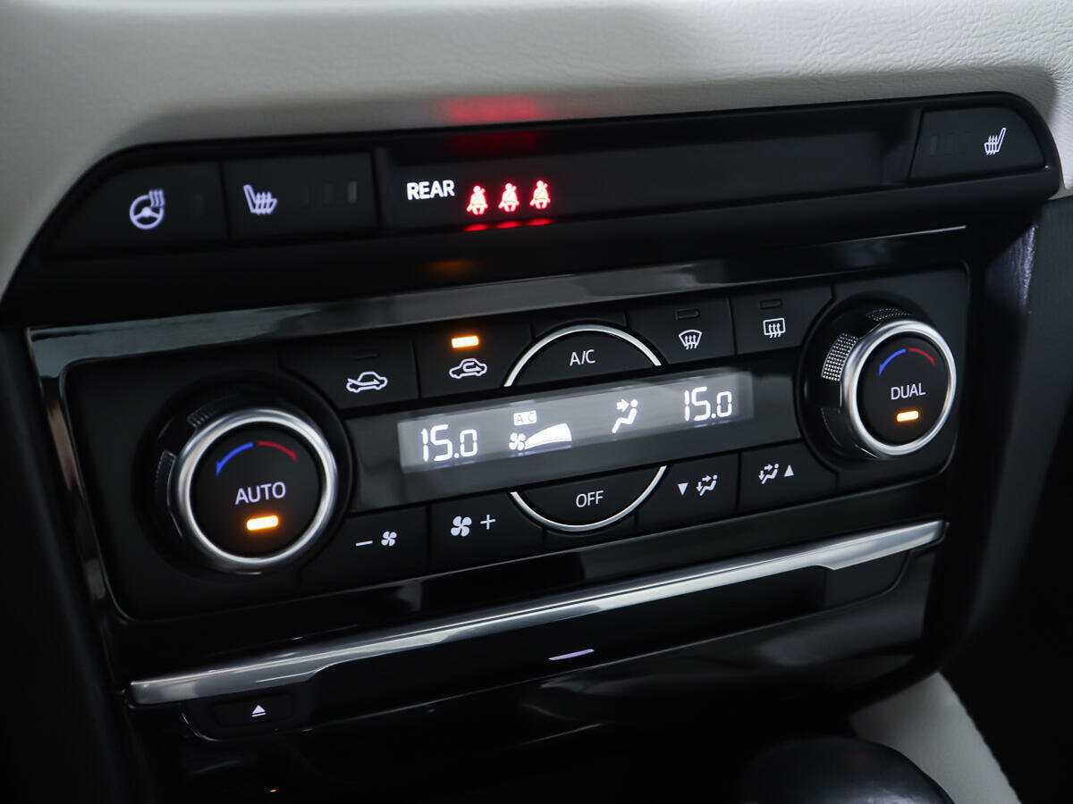 Б/У Мазда 6 2016 года. Фото: #17