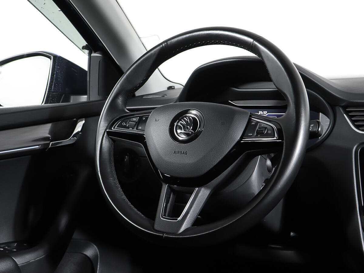 Б/У Шкода Октавия 2018 года. Фото: #14