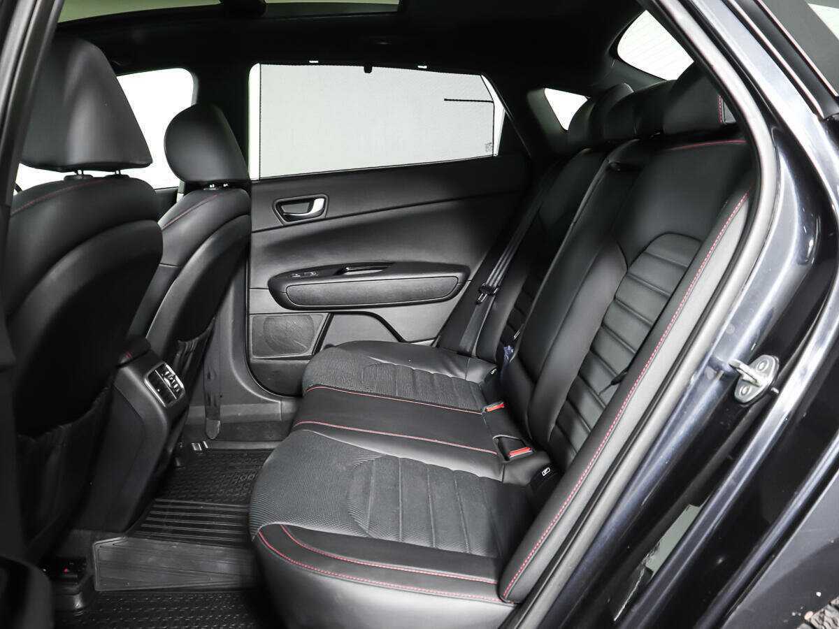 Б/У Киа Оптима 2018 года. Фото: #9