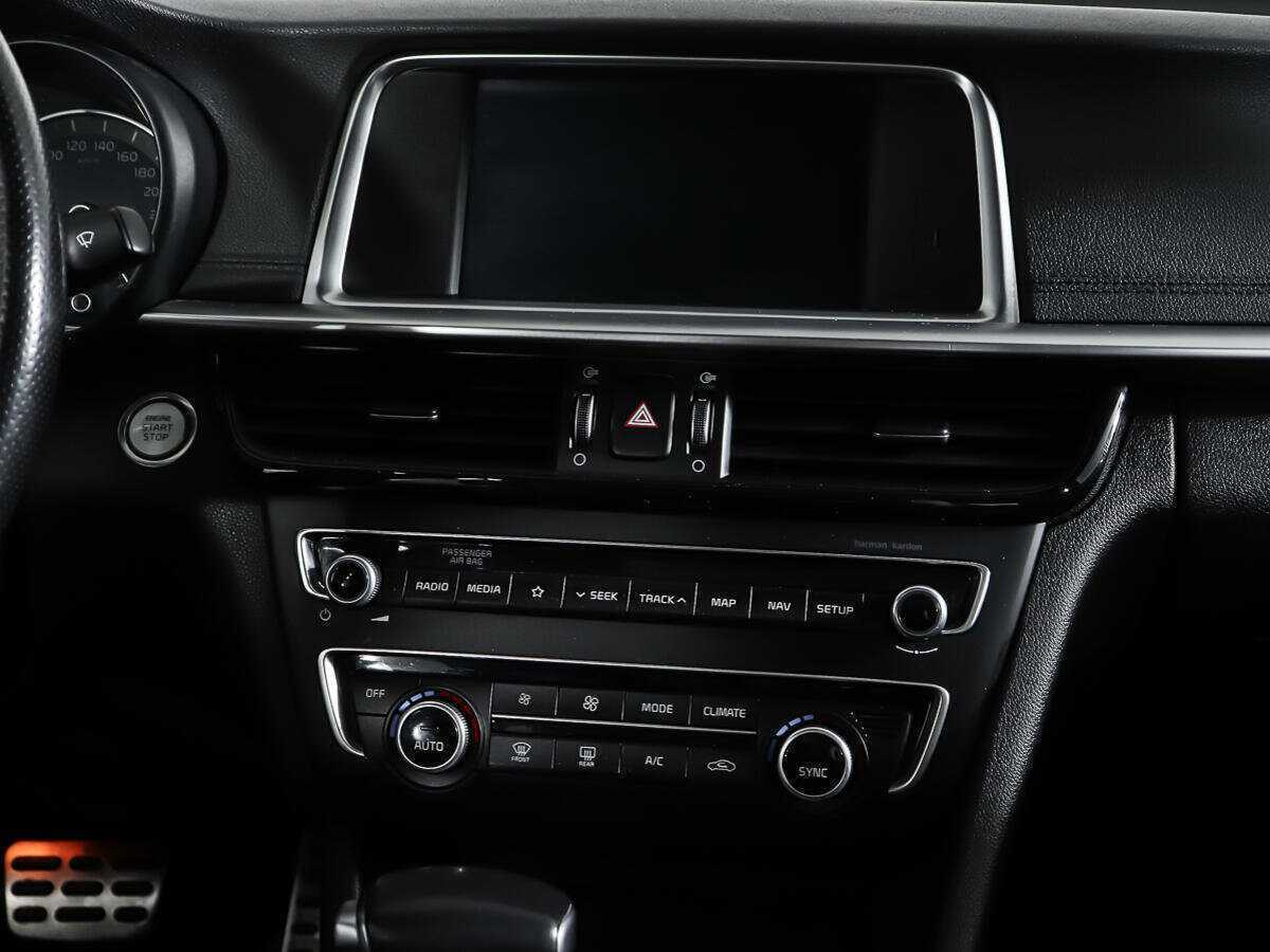 Б/У Киа Оптима 2018 года. Фото: #11