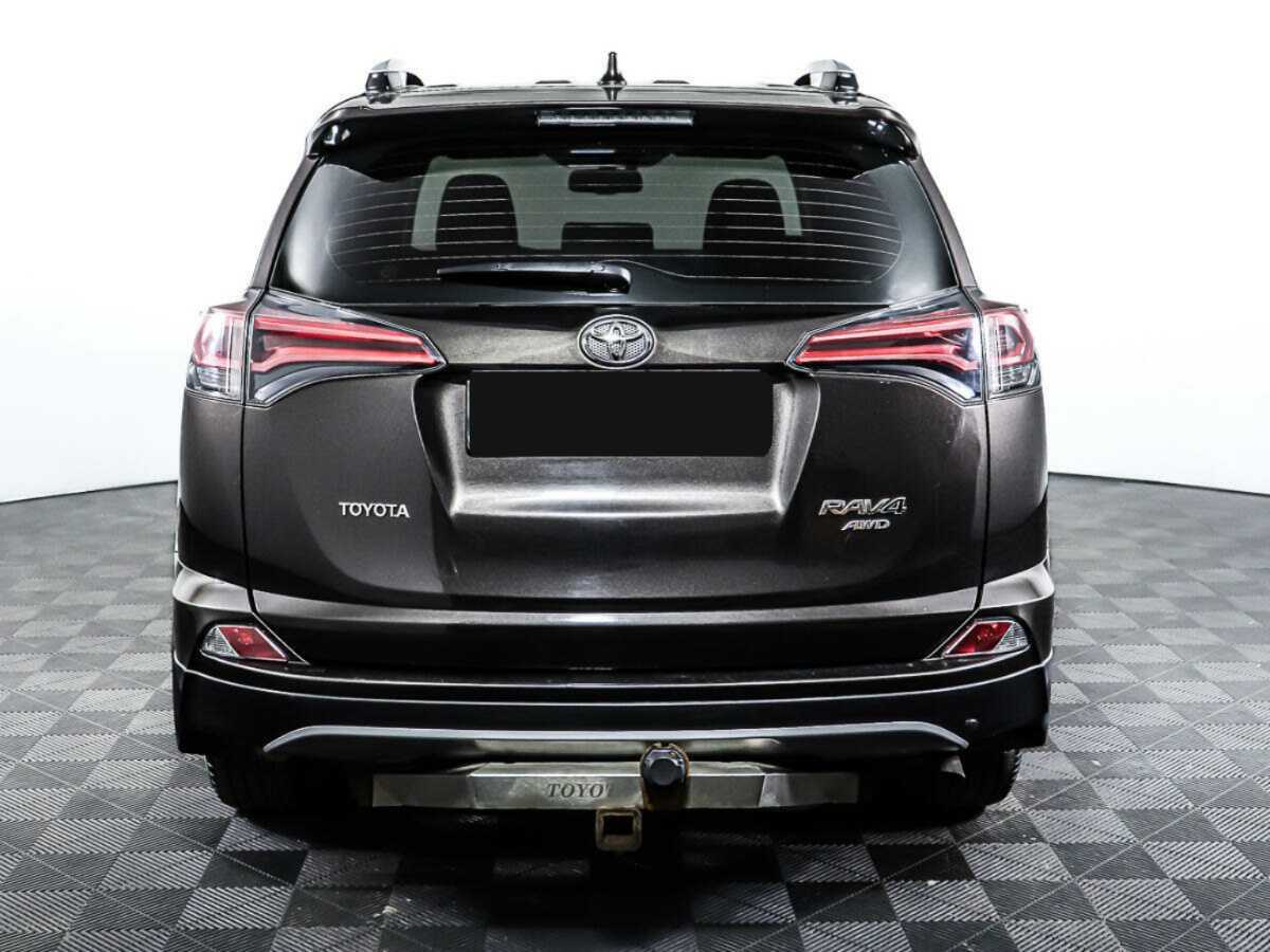 Toyota RAV4 2019 года с пробегом. Фото: #5