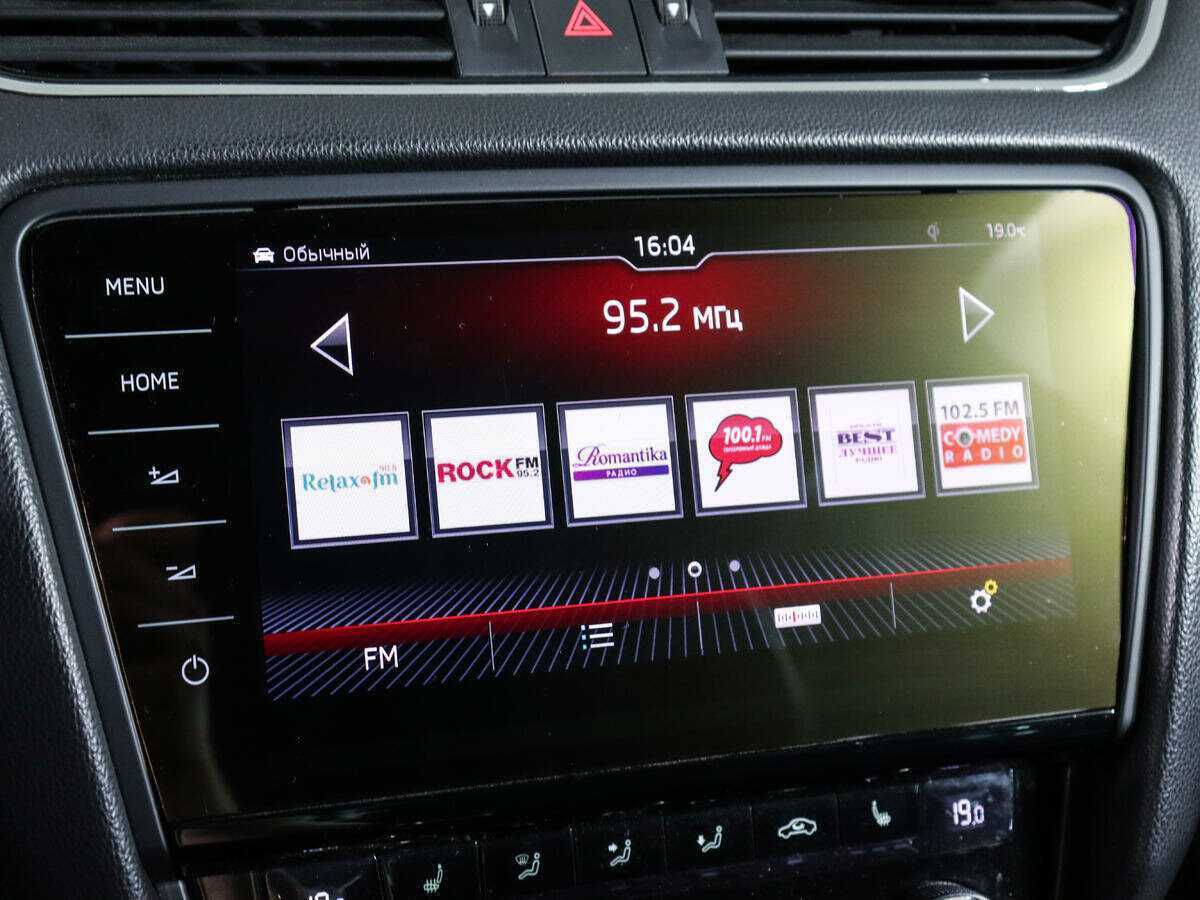 Б/У Шкода Октавия 2020 года. Фото: #24