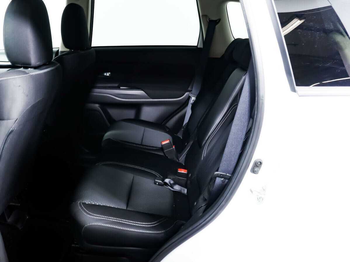 Mitsubishi Outlander 2020 года с пробегом. Фото: #9