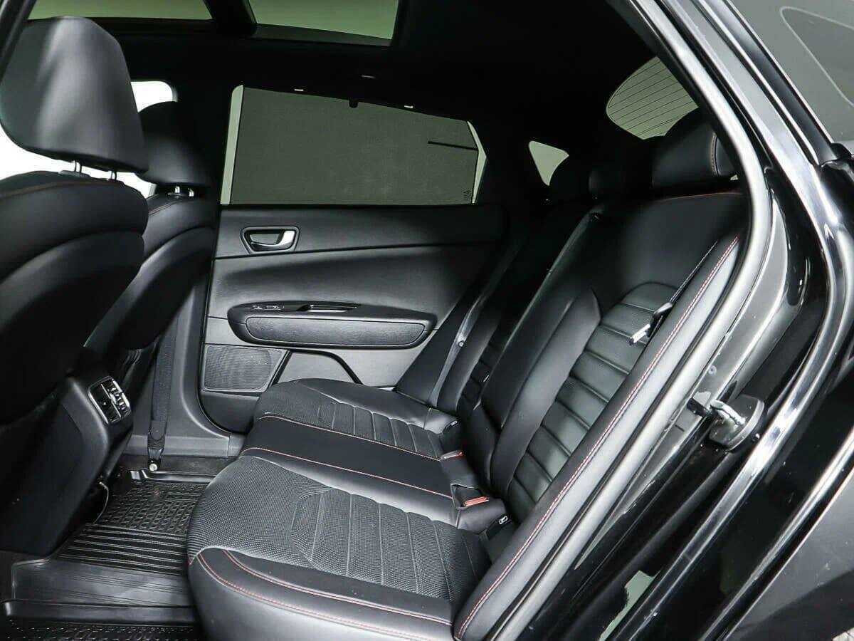 Б/У Киа Оптима 2018 года. Фото: #13