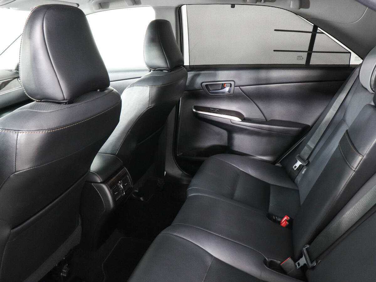 Toyota Camry 2016 года с пробегом. Фото: #11