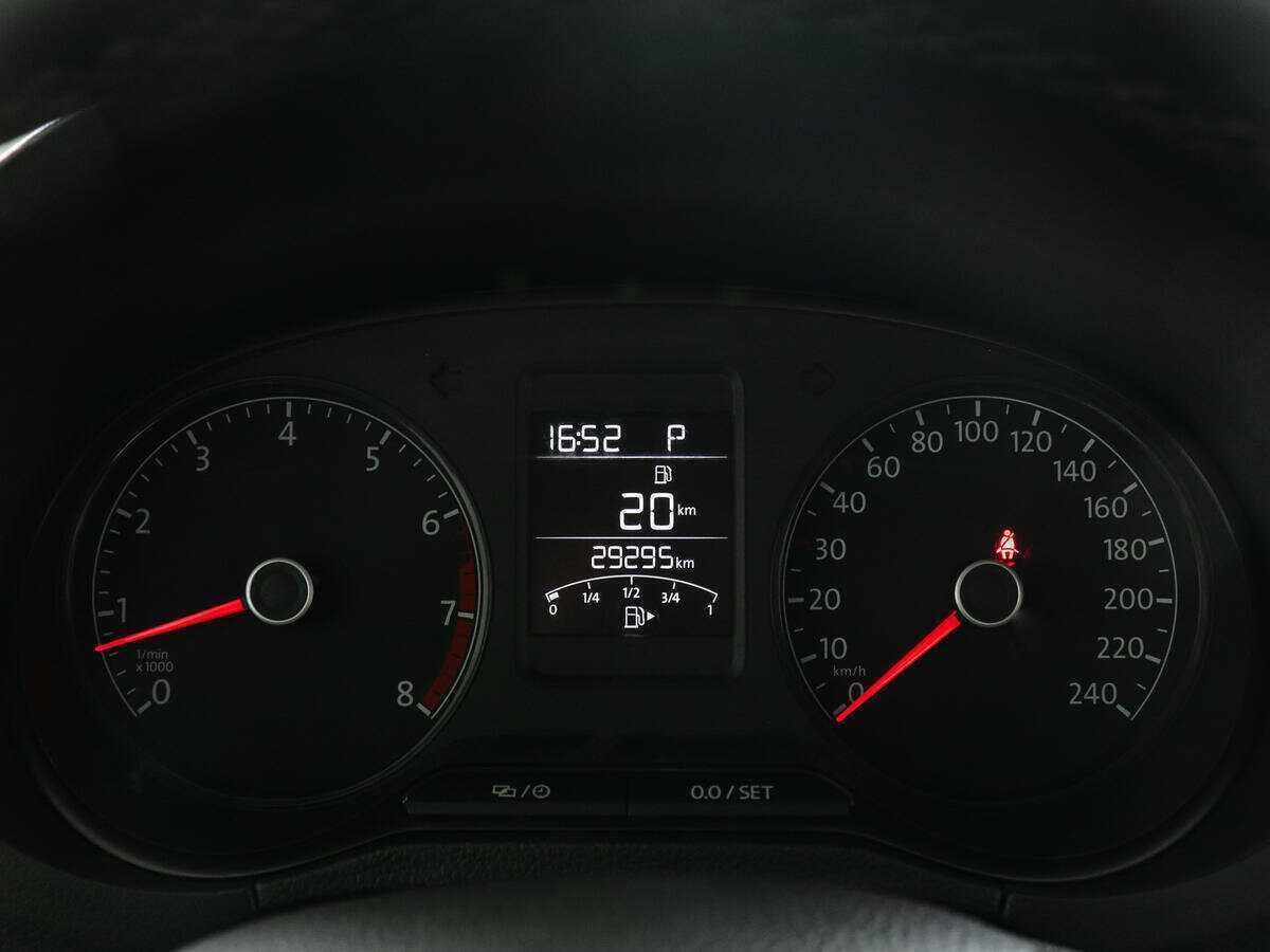 Volkswagen Polo 2017 года с пробегом. Фото: #8