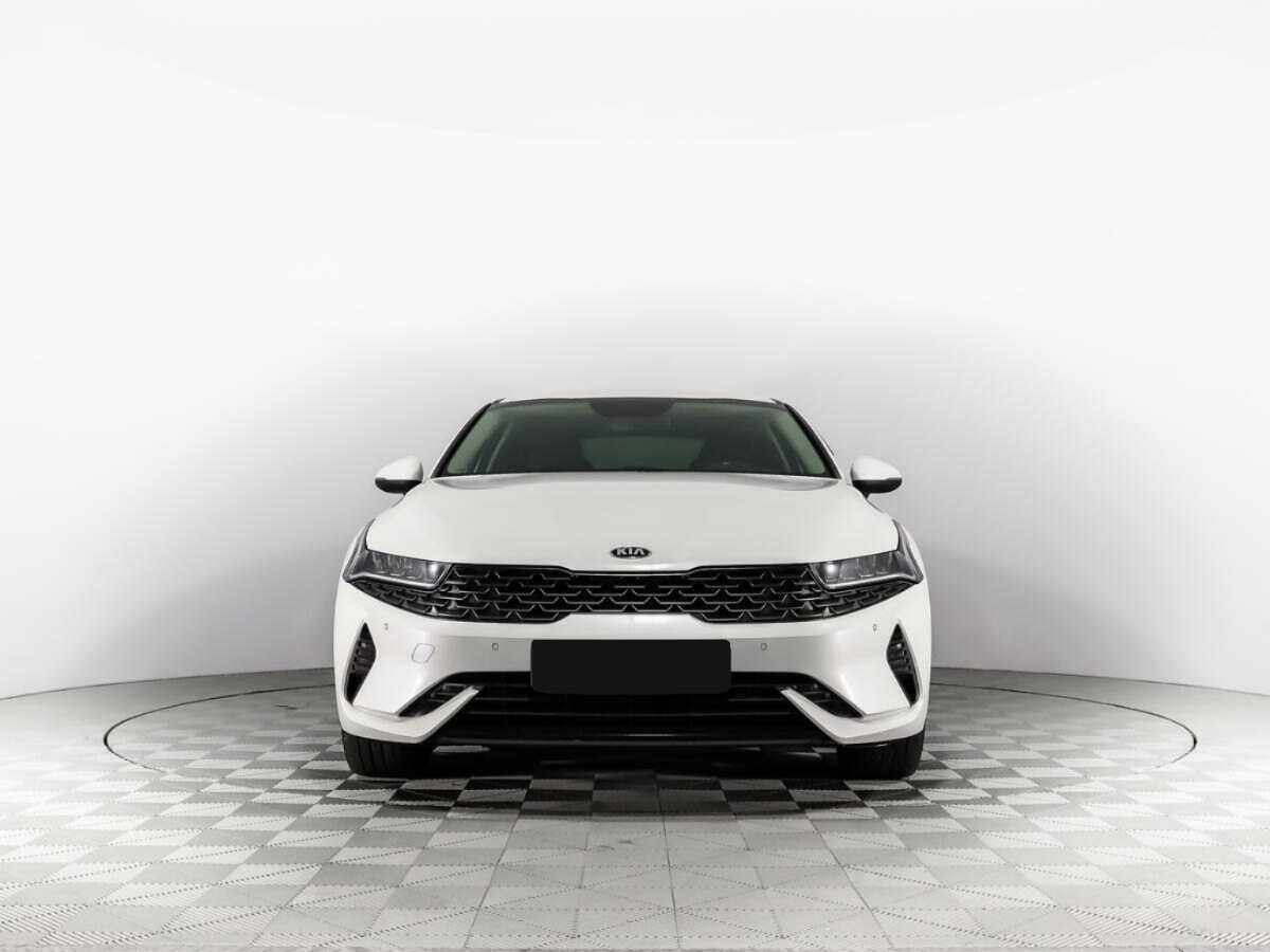 Б/У Киа К5 2021 года. Фото: #1