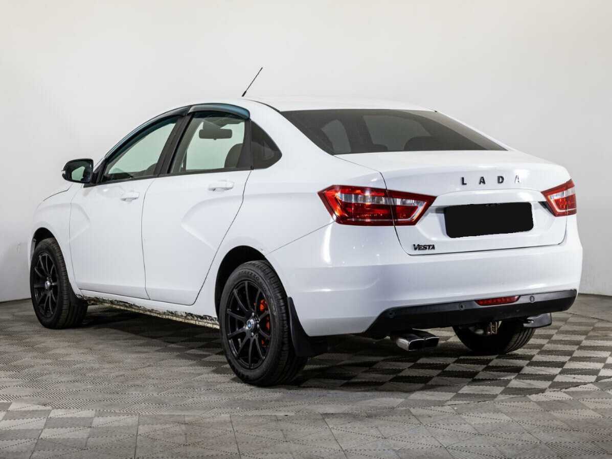 Б/У Лада (ВАЗ) Веста 2017 года. Фото: #6