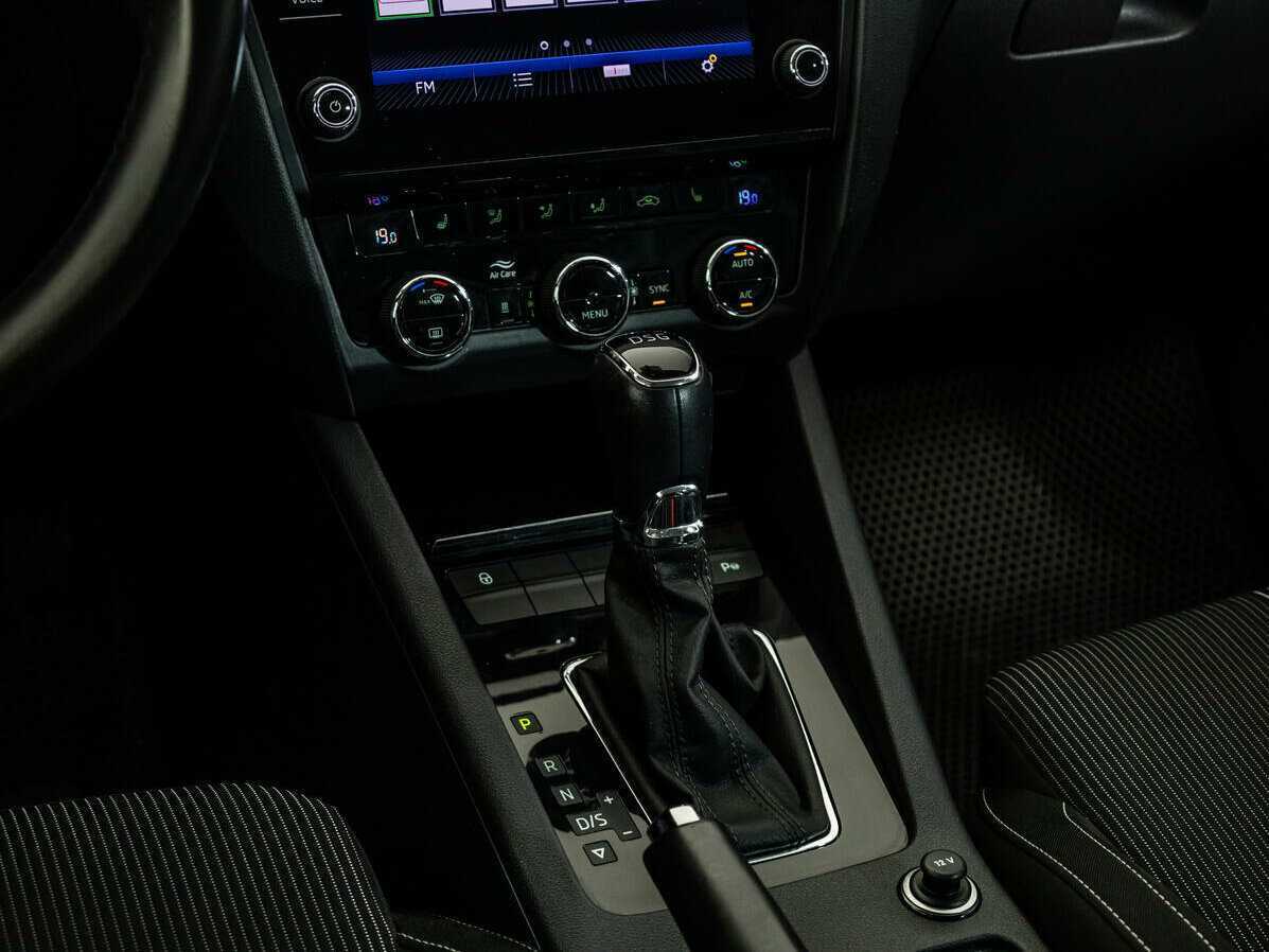 Б/У Шкода Октавия 2018 года. Фото: #16