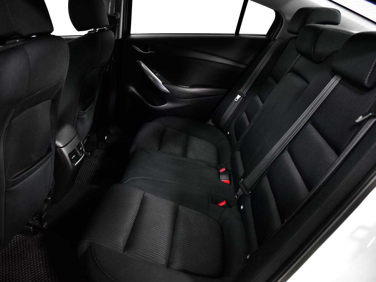 Б/У Мазда 6 2016 года. Фото: #9