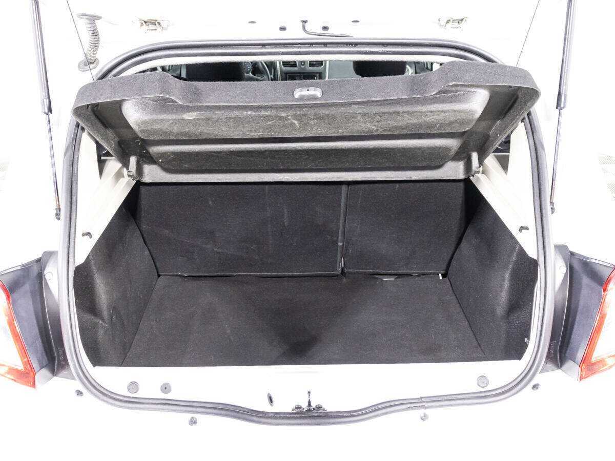 Б/У Рено Сандеро 2018 года. Фото: #13