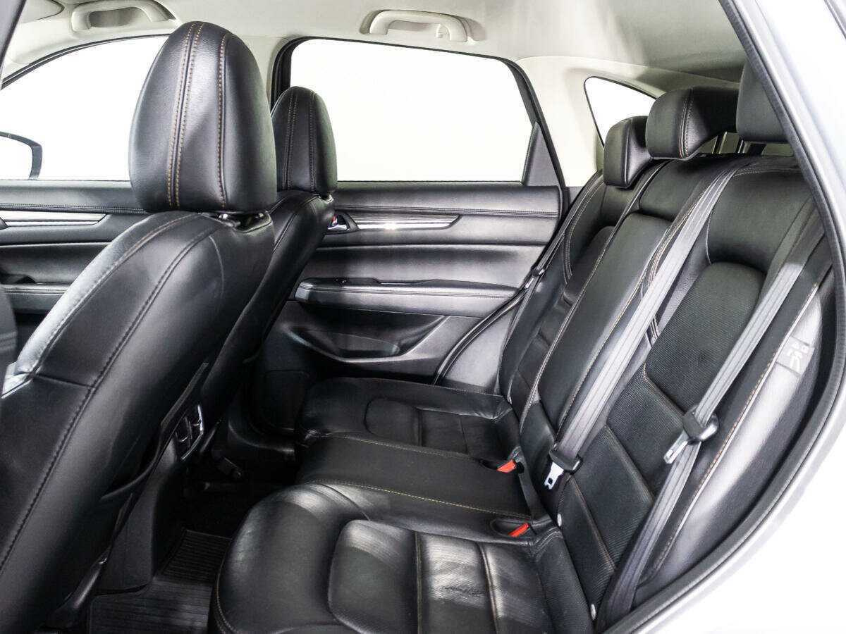 Б/У Мазда Ц-Икс-5 2018 года. Фото: #9