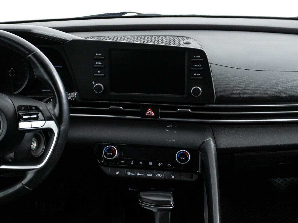 Б/У Хендай Елантра 2021 года. Фото: #13