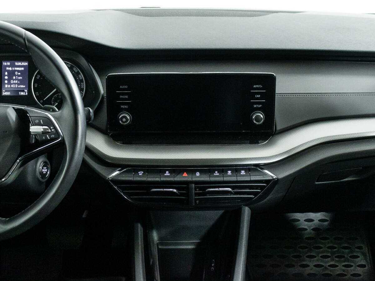 Б/У Шкода Октавия 2021 года. Фото: #13