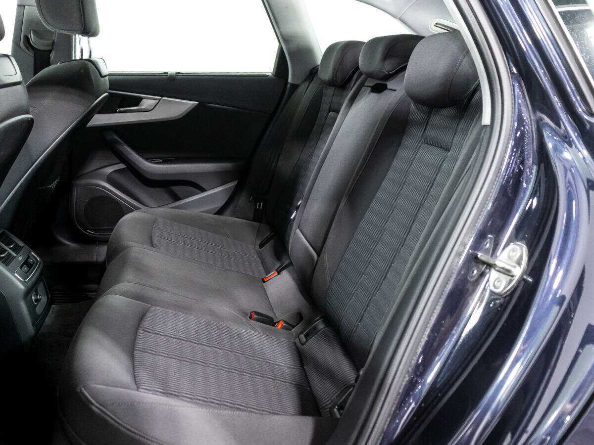 Audi A4 2017 года с пробегом. Фото: #9