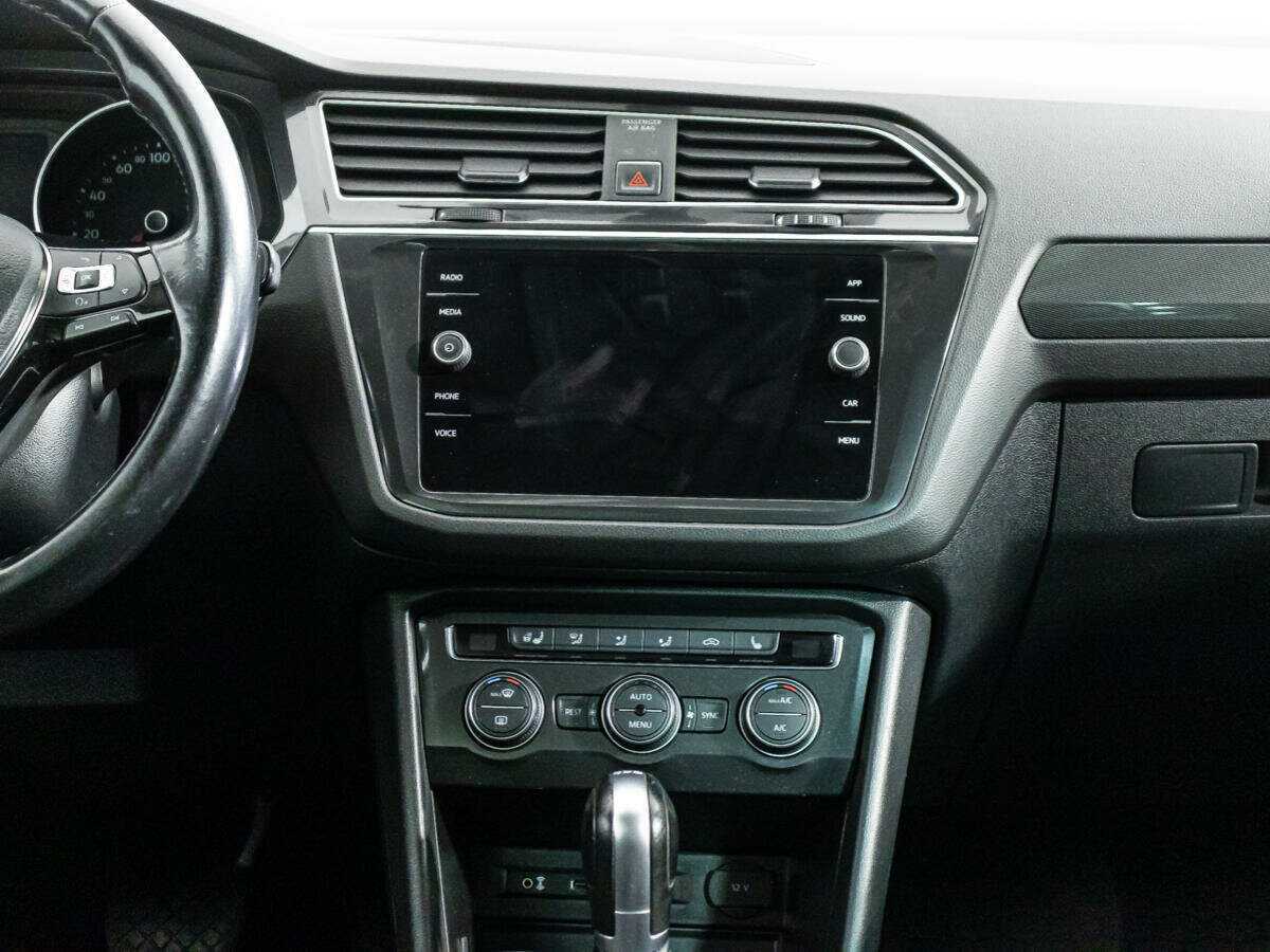 Б/У Фольксваген Тигуан 2017 года. Фото: #13