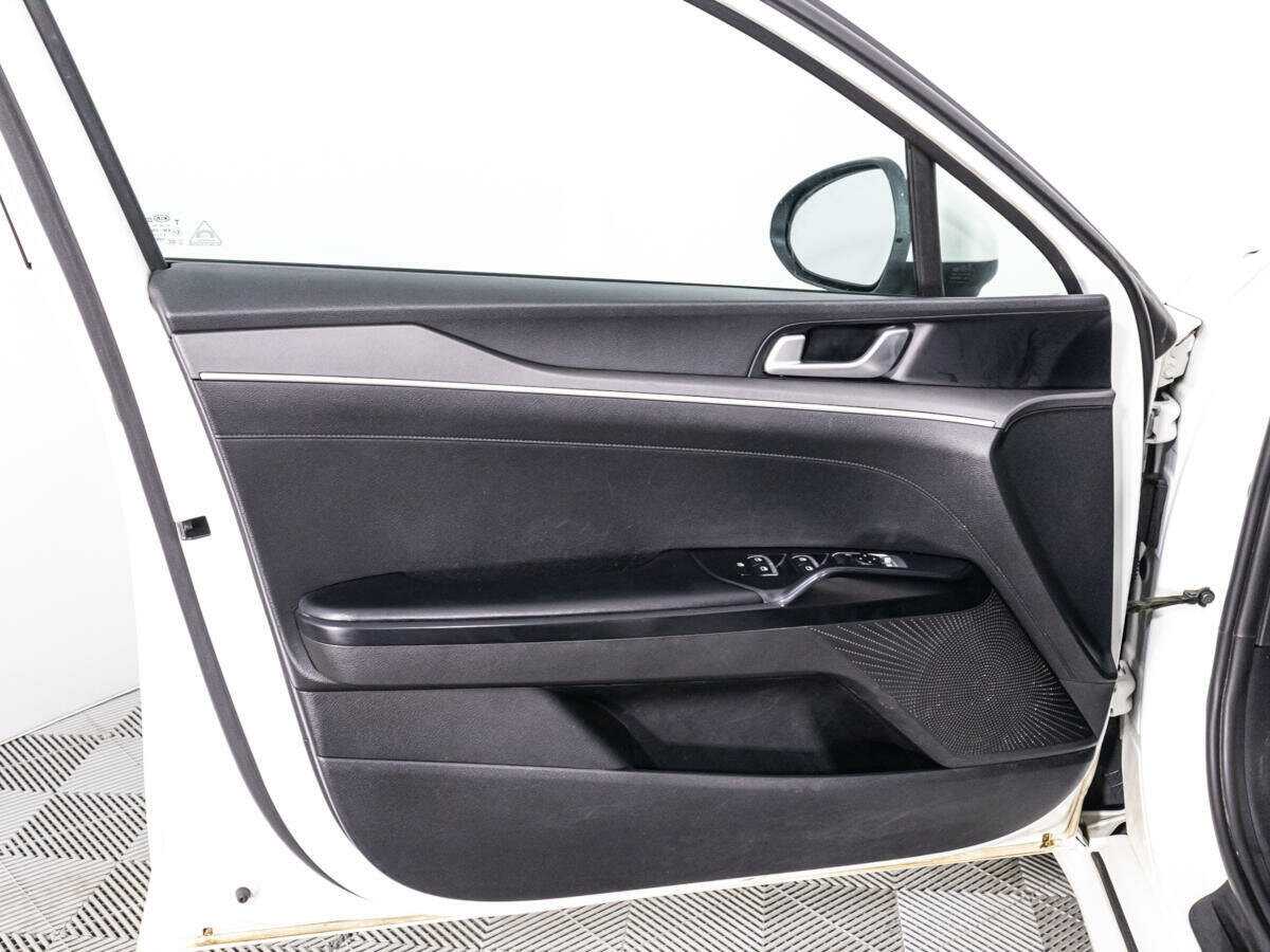 Б/У Киа К5 2020 года. Фото: #20