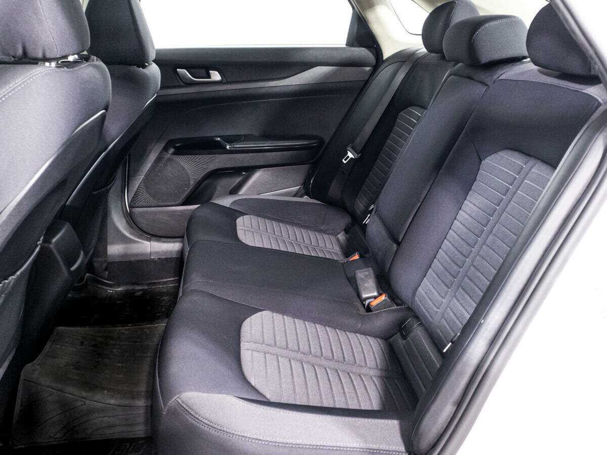 Б/У Киа К5 2021 года. Фото: #9