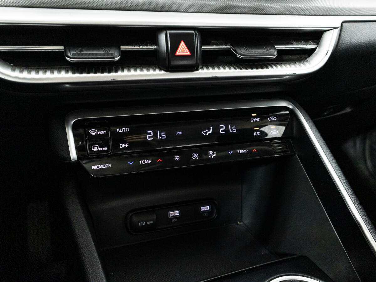 Б/У Киа К5 2021 года. Фото: #17