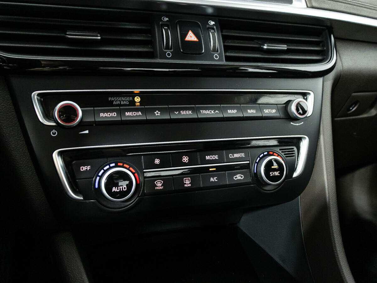 Б/У Киа Оптима 2019 года. Фото: #19