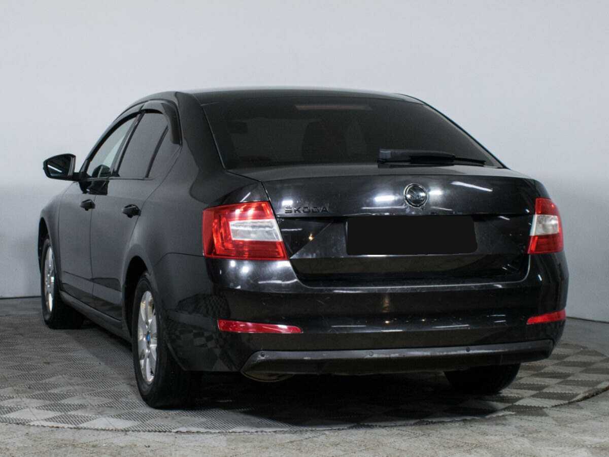 Б/У Шкода Октавия 2013 года. Фото: #6