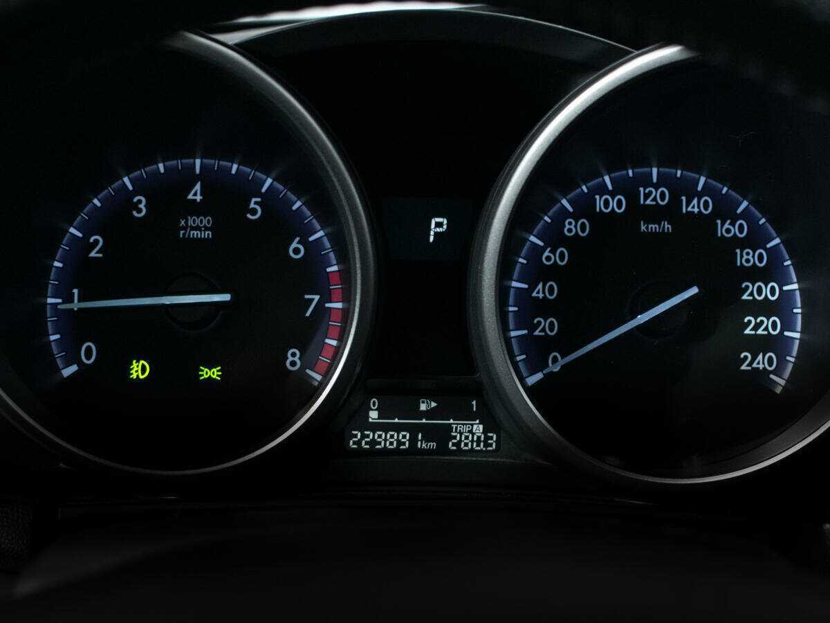 Б/У Мазда 3 2012 года. Фото: #10