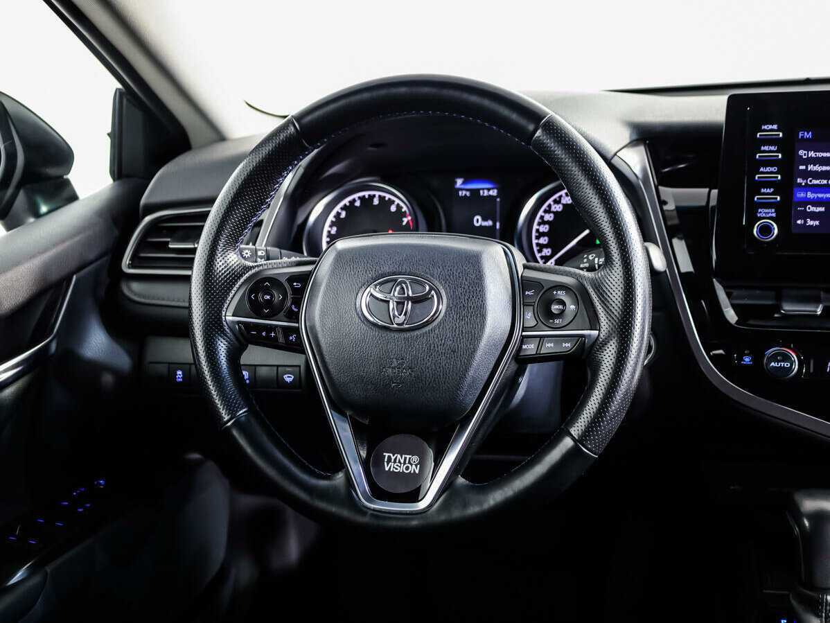 Toyota Camry 2022 года с пробегом. Фото: #9