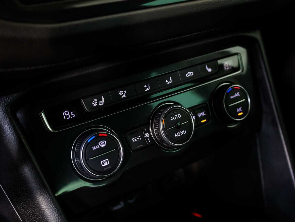 Volkswagen Tiguan 2018 года с пробегом. Фото: #12