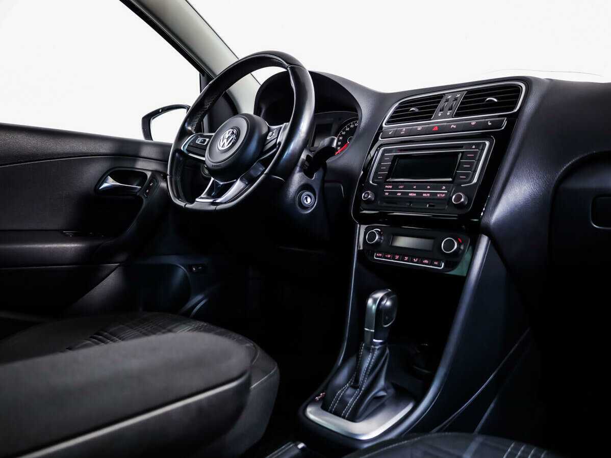 Volkswagen Polo 2017 года с пробегом. Фото: #7