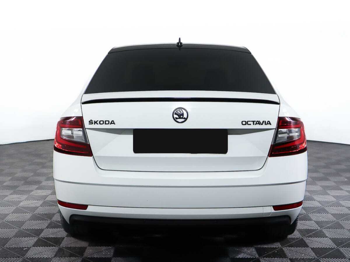 Б/У Шкода Октавия 2018 года. Фото: #5