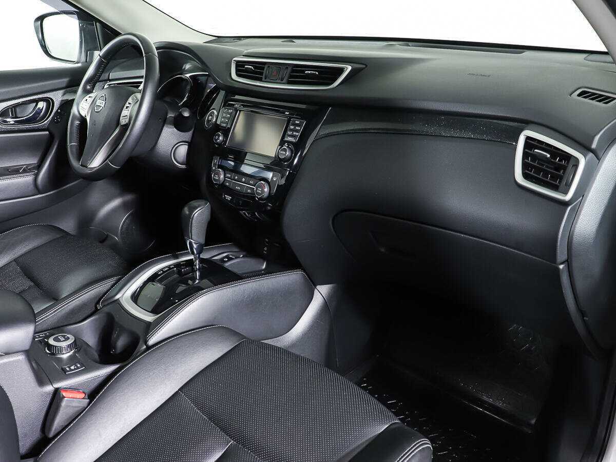 Б/У Ниссан Икс-Трейл 2015 года. Фото: #8