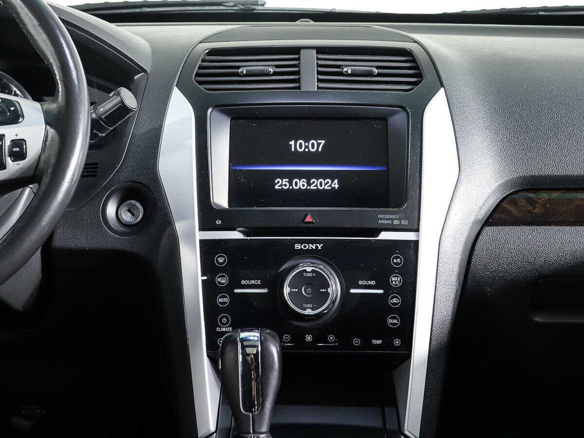 Ford Explorer 2013 года с пробегом. Фото: #12