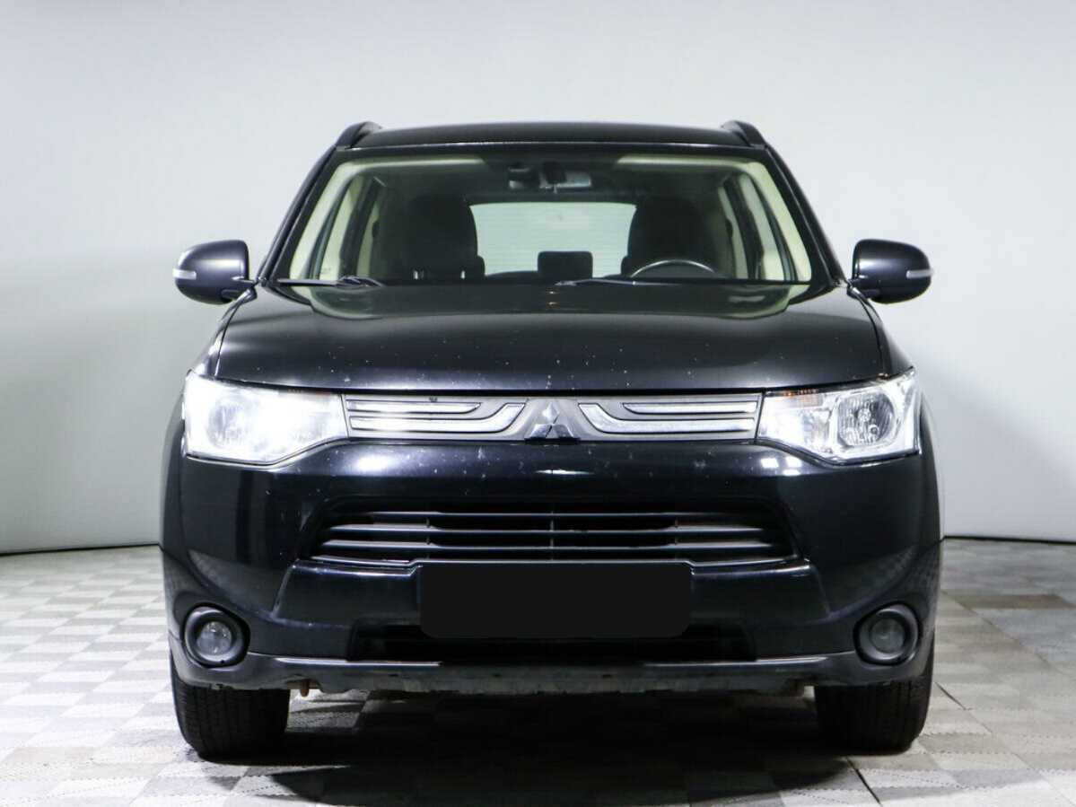 Mitsubishi Outlander 2013 года с пробегом. Фото: #1