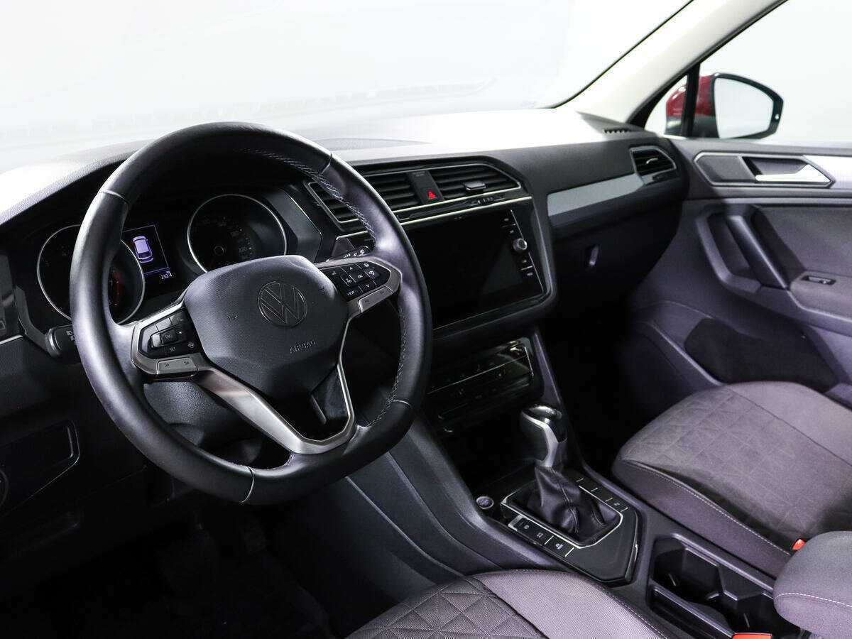 Volkswagen Tiguan 2021 года с пробегом. Фото: #11