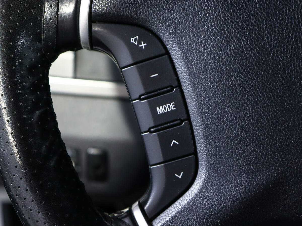 Б/У Митсубиши Паджеро 2012 года. Фото: #13