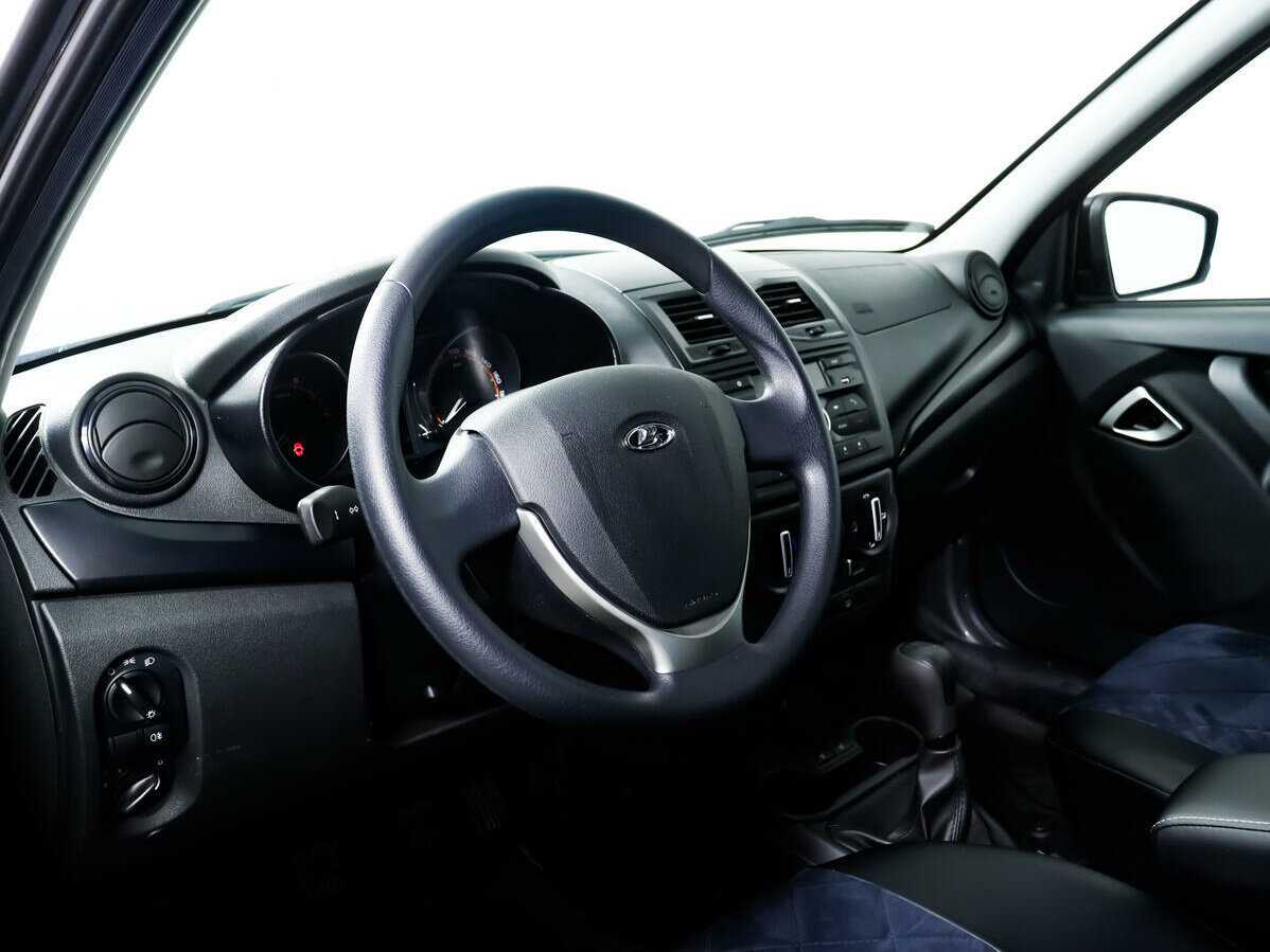 Б/У Лада (ВАЗ) Гранта 2023 года. Фото: #10