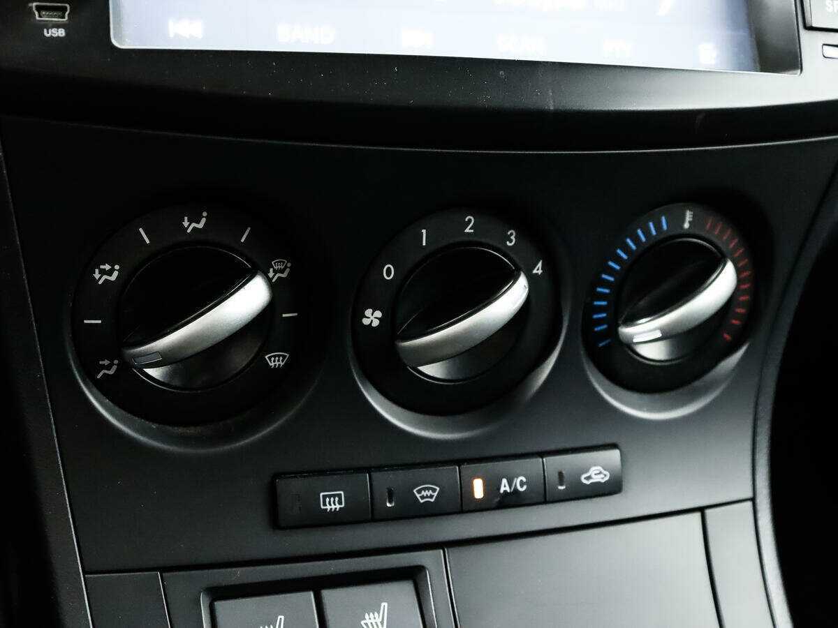 Mazda 3 2013 года с пробегом. Фото: #14