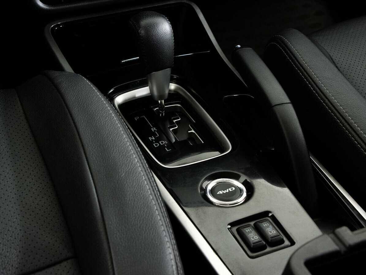 Mitsubishi Outlander 2018 года с пробегом. Фото: #11